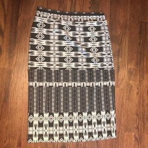 Geometric pencil skirt